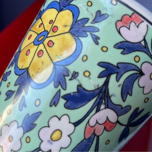 Cute colourful ceramic planter / flower pot - Picture 7 of 8